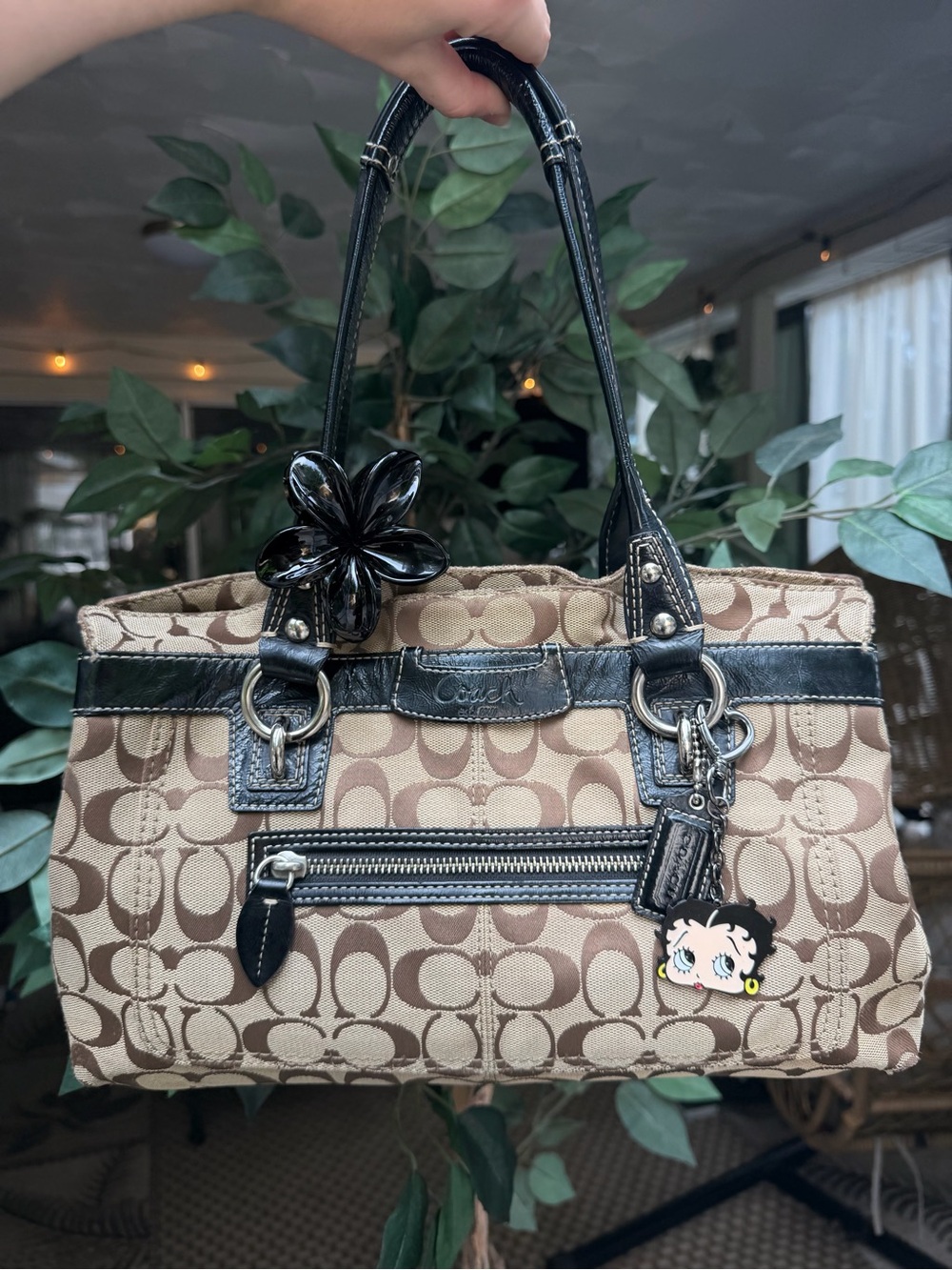 Coach Signature Penelope Tote